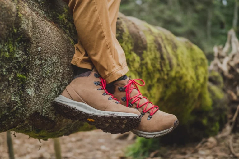 Jenis-Jenis Sepatu Gunung