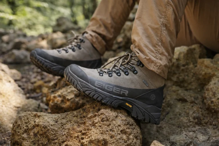 Sepatu Gunung Eiger